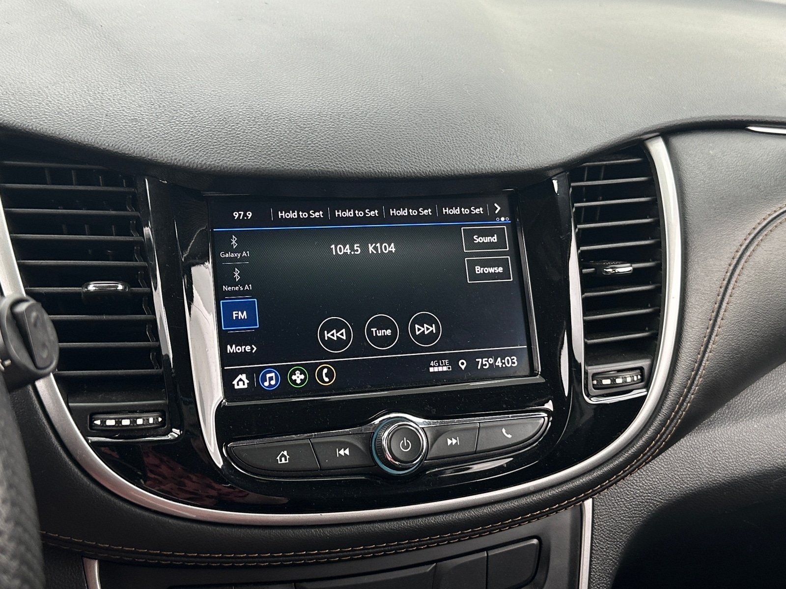 Thumbnail: 2022 Chevrolet Trax - 4