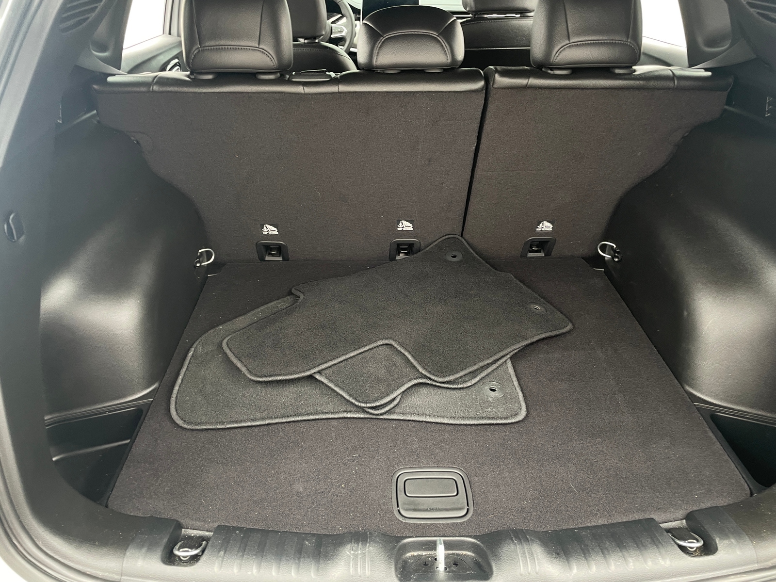 Thumbnail: 2024 Jeep Compass - 6