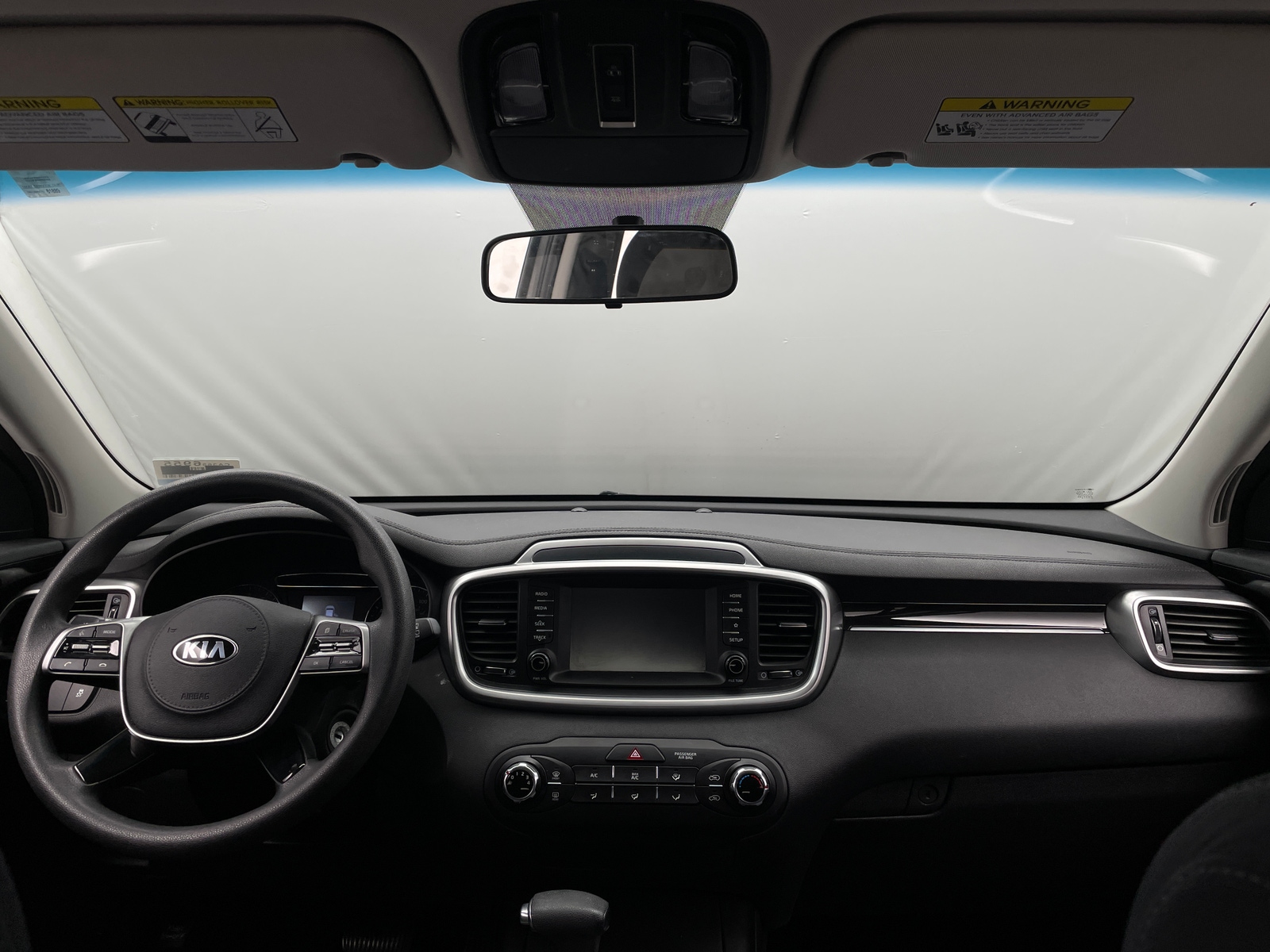 Thumbnail: 2019 Kia Sorento - 3