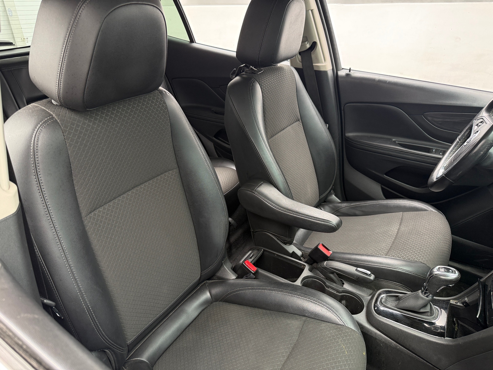 Thumbnail: 2019 Buick Encore - 2