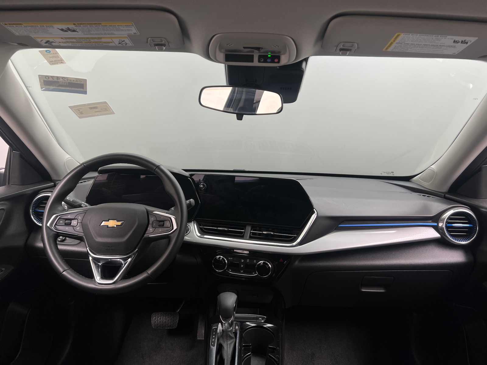 Thumbnail: 2025 Chevrolet Trax - 3