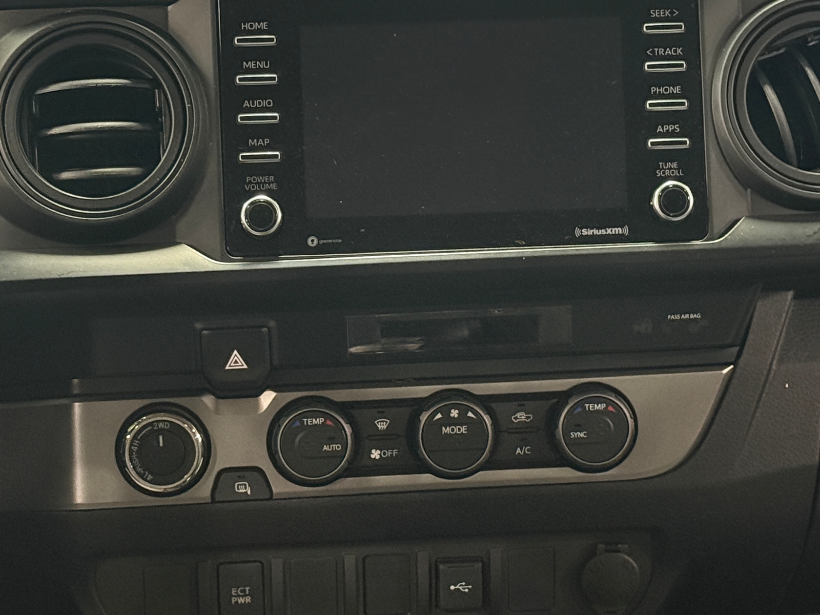 Thumbnail: 2021 Toyota Tacoma - 4