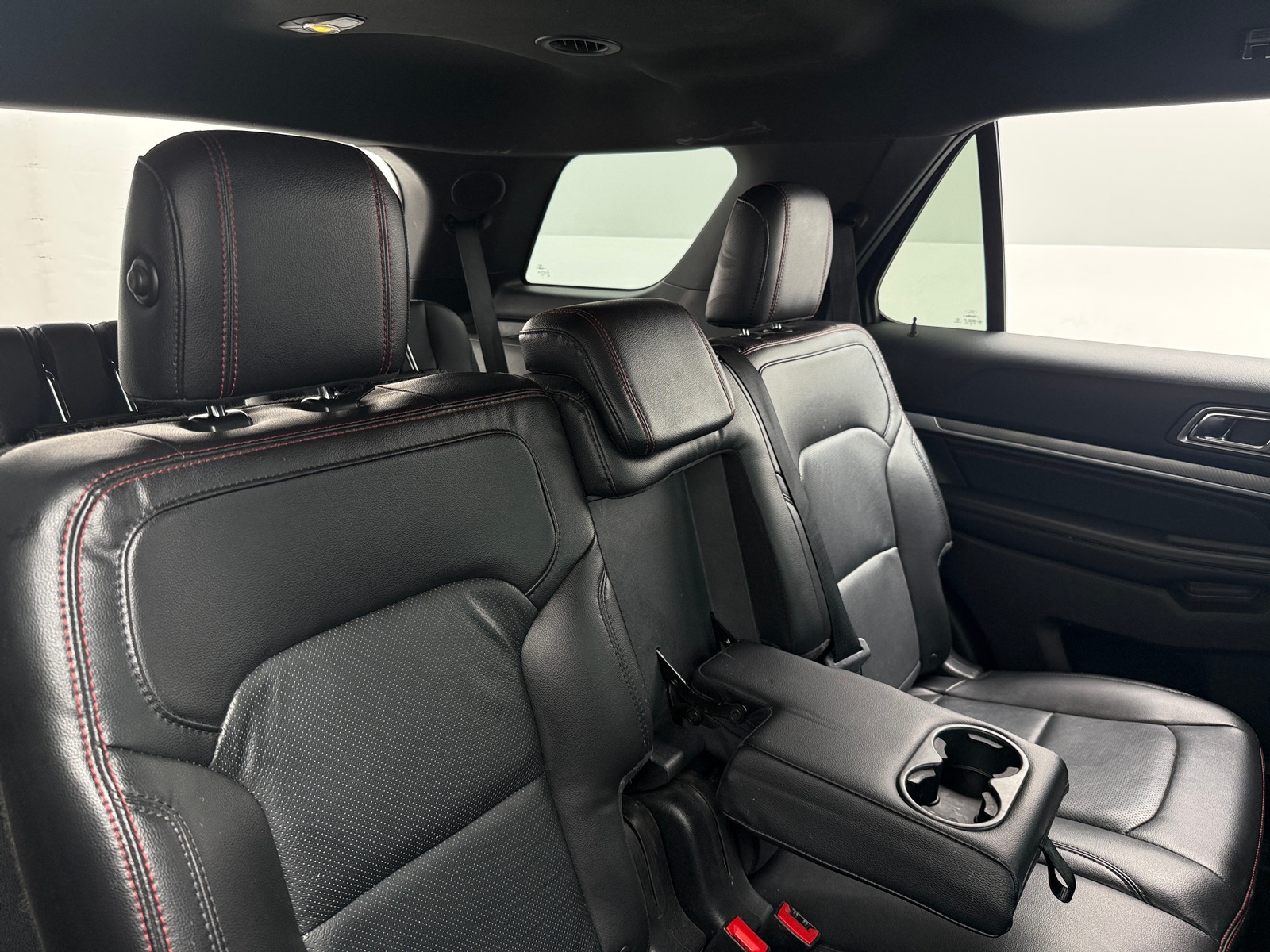 Thumbnail: 2017 Ford Explorer - 5