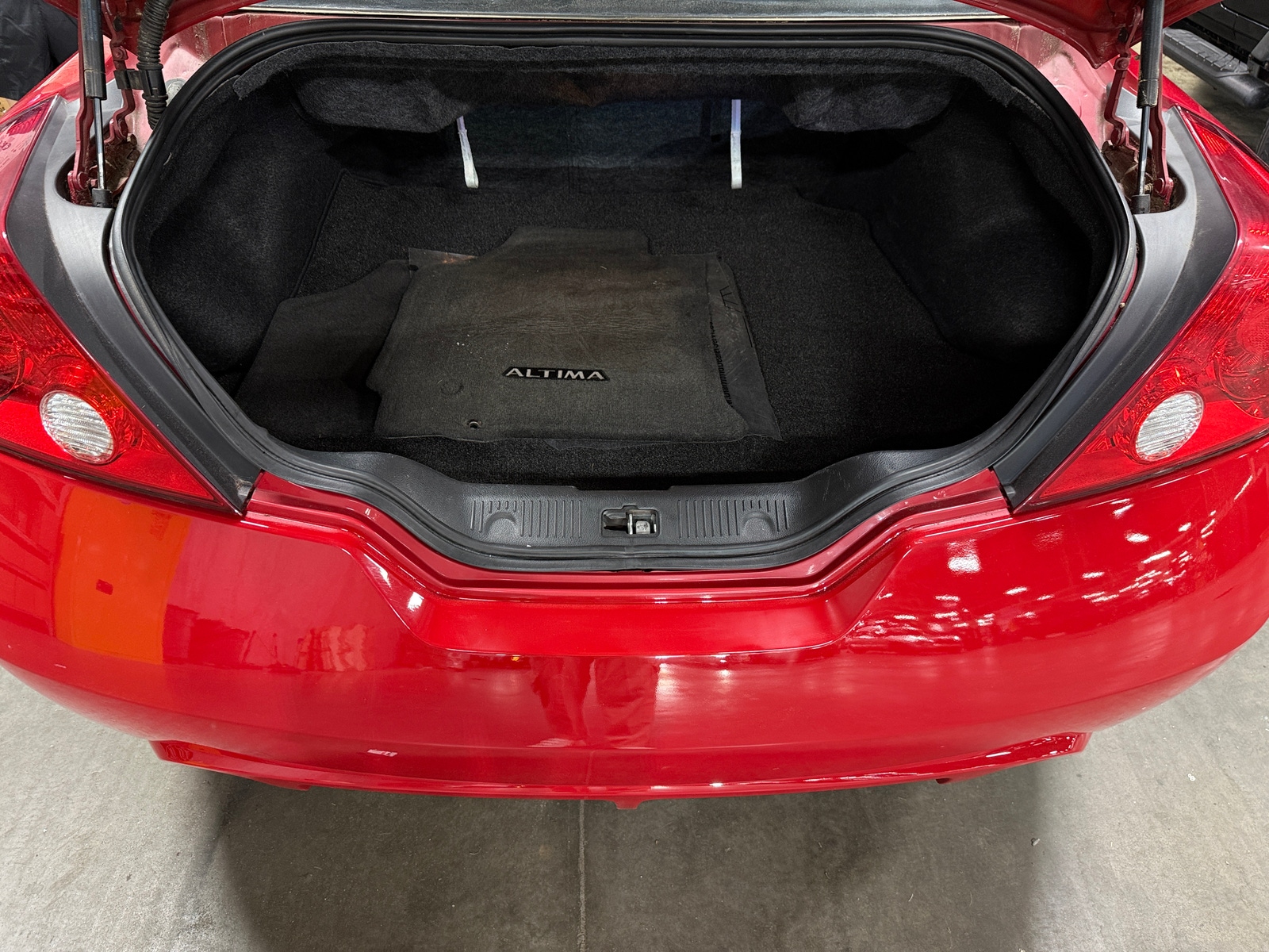 Thumbnail: 2012 Nissan Altima - 5