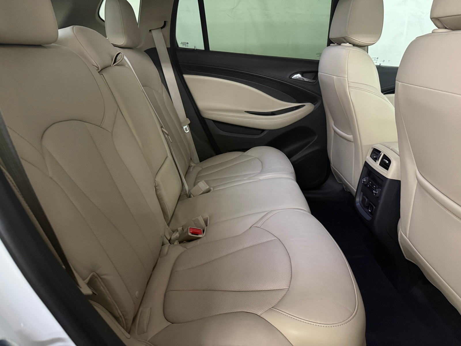 Thumbnail: 2017 Buick Envision - 5