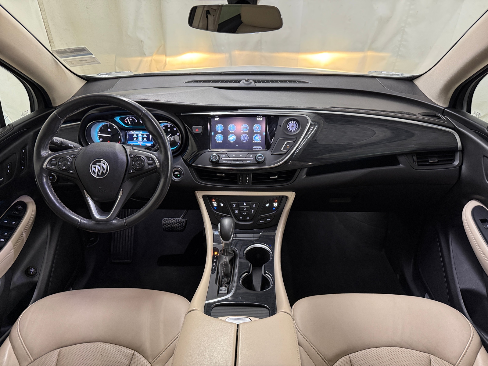 Thumbnail: 2017 Buick Envision - 2