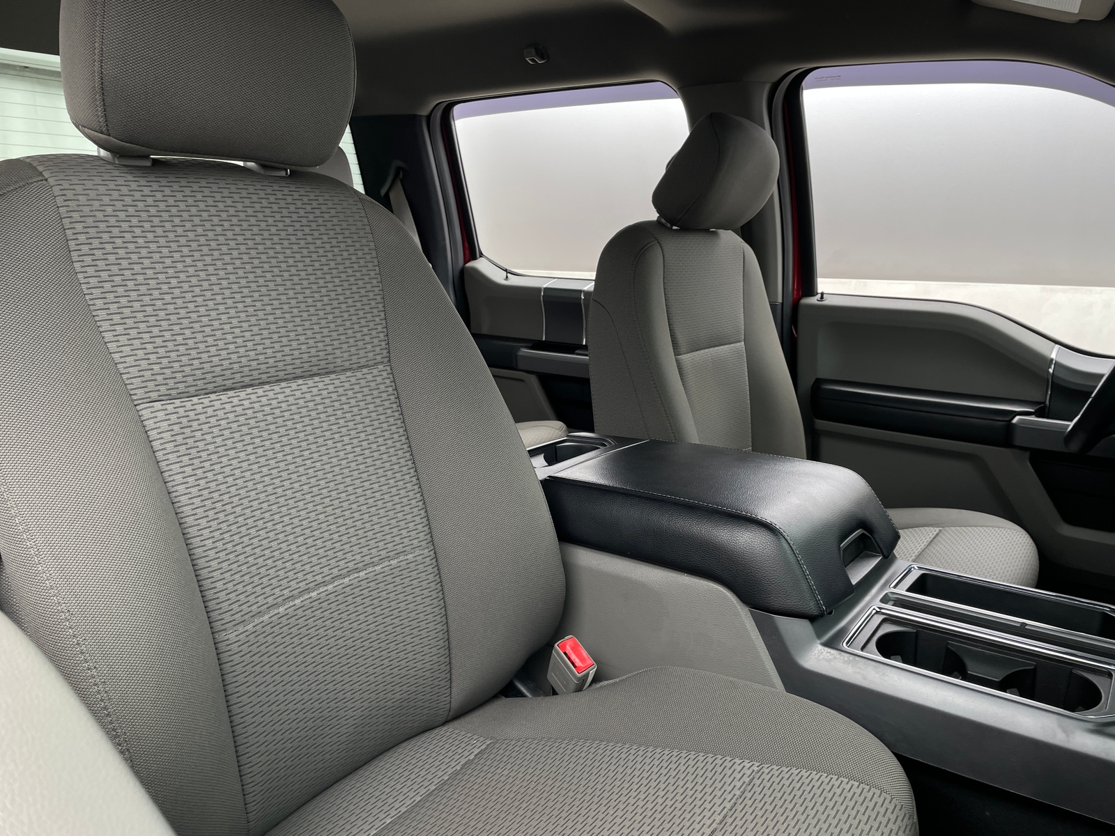 Thumbnail: 2018 Ford Econoline - 2