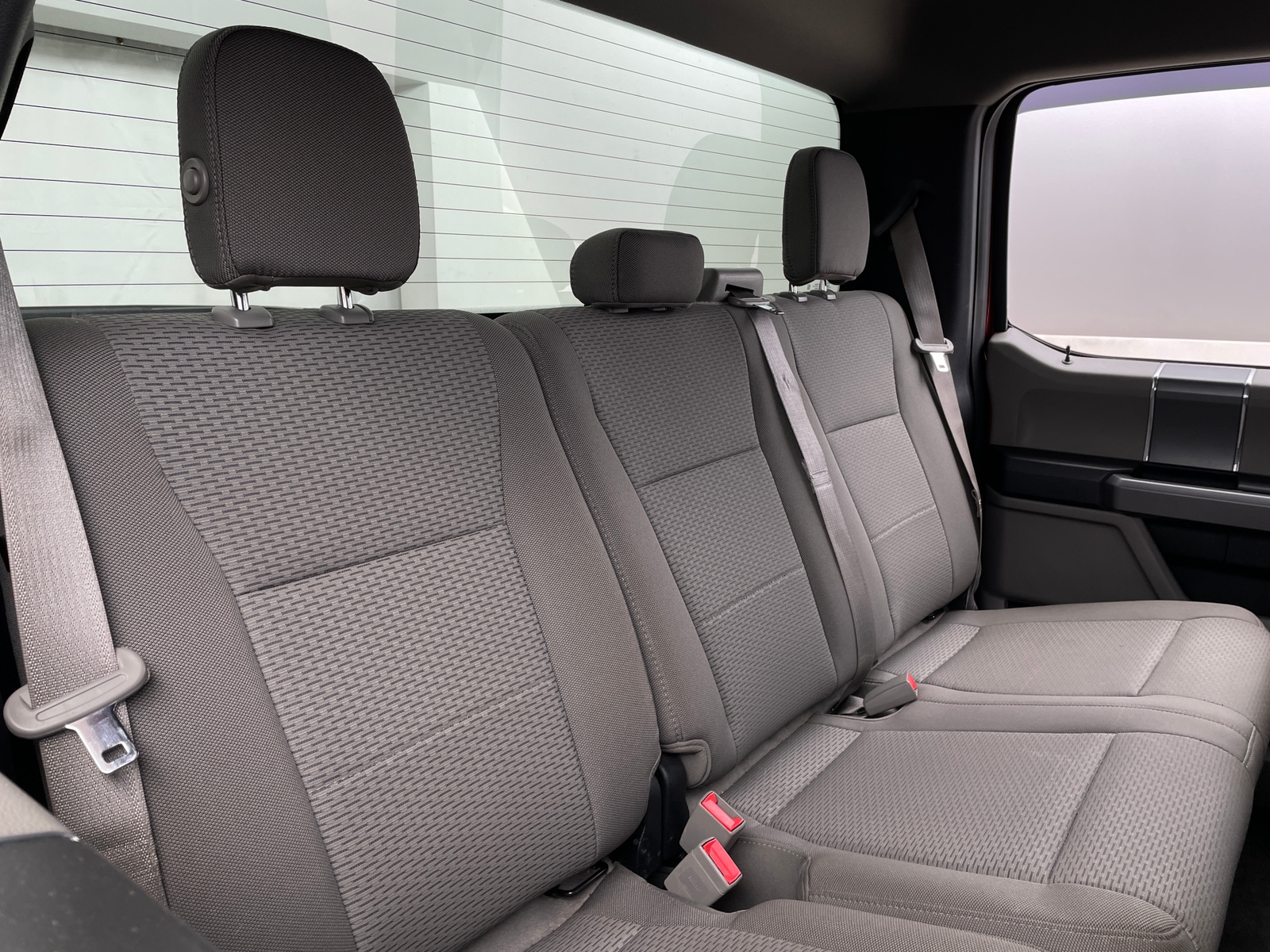 Thumbnail: 2018 Ford Econoline - 6