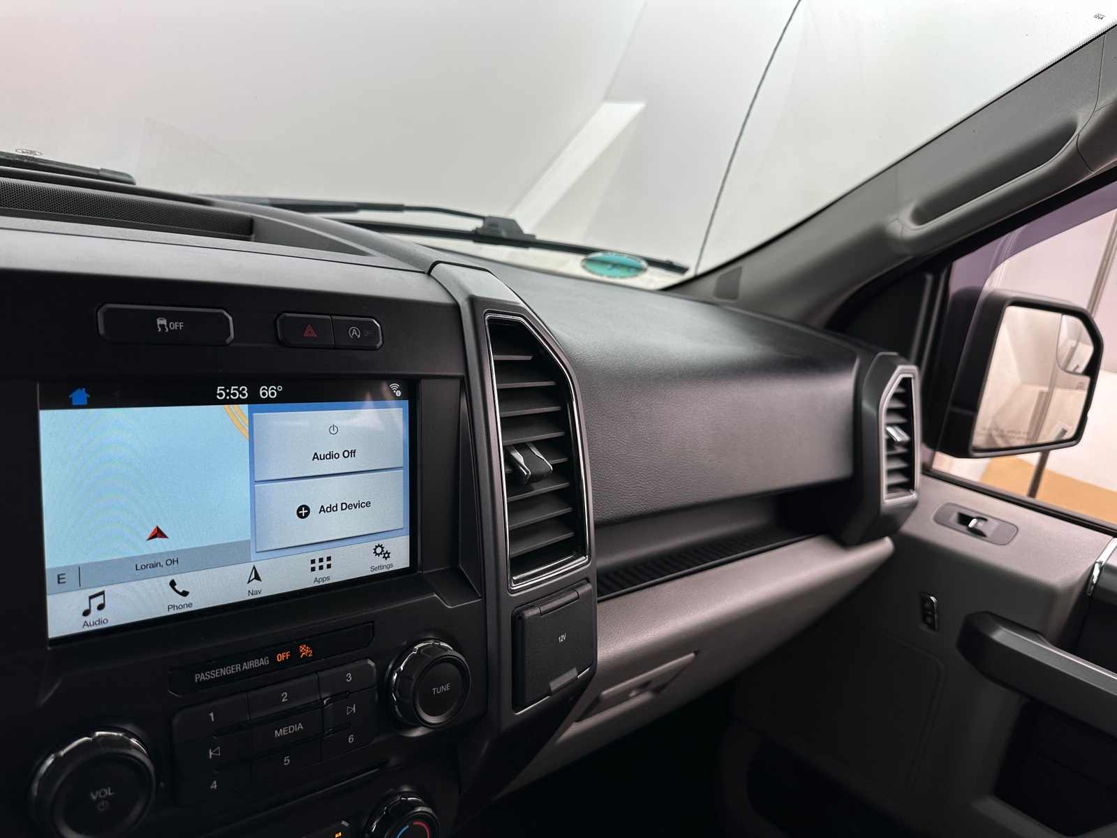 Thumbnail: 2018 Ford Econoline - 4