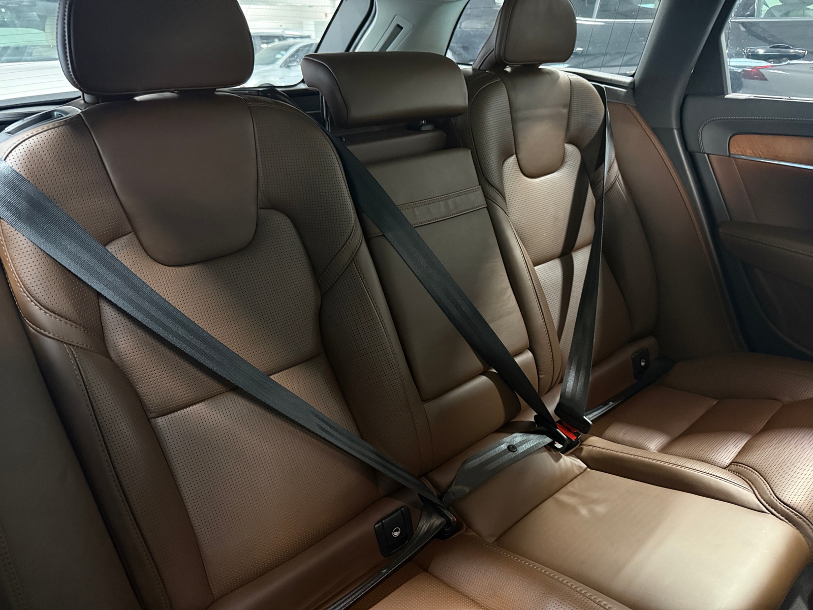 Thumbnail: 2020 Volvo V90 - 5