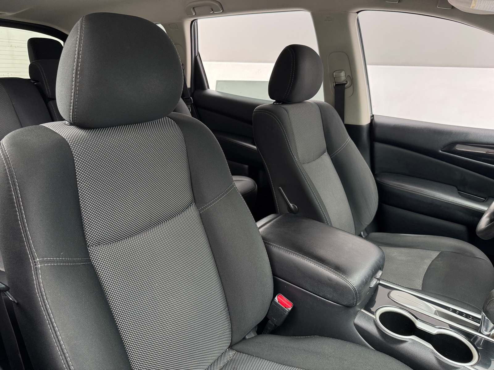 Thumbnail: 2019 Nissan Pathfinder - 2