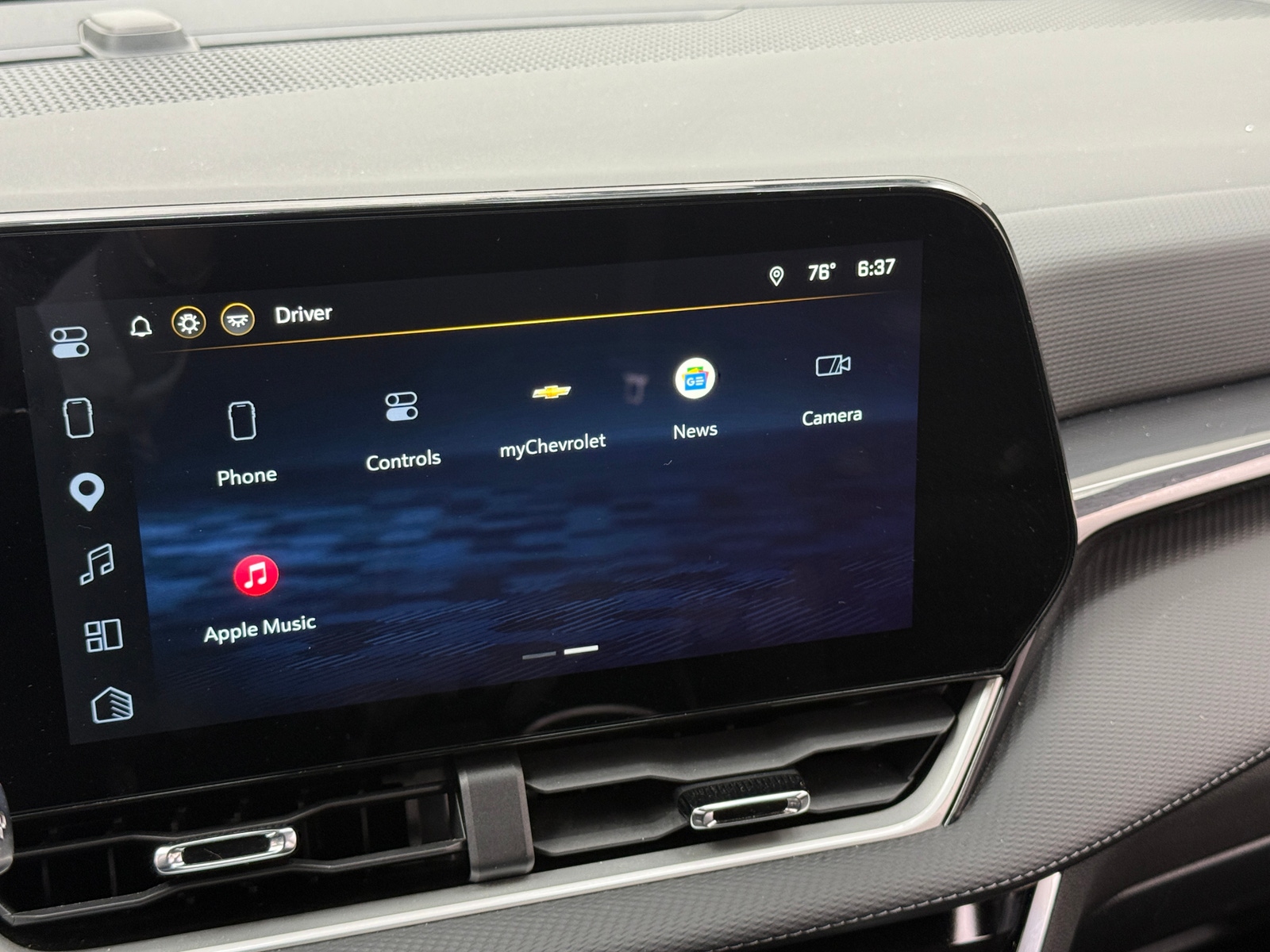 Thumbnail: 2025 Chevrolet Equinox - 4