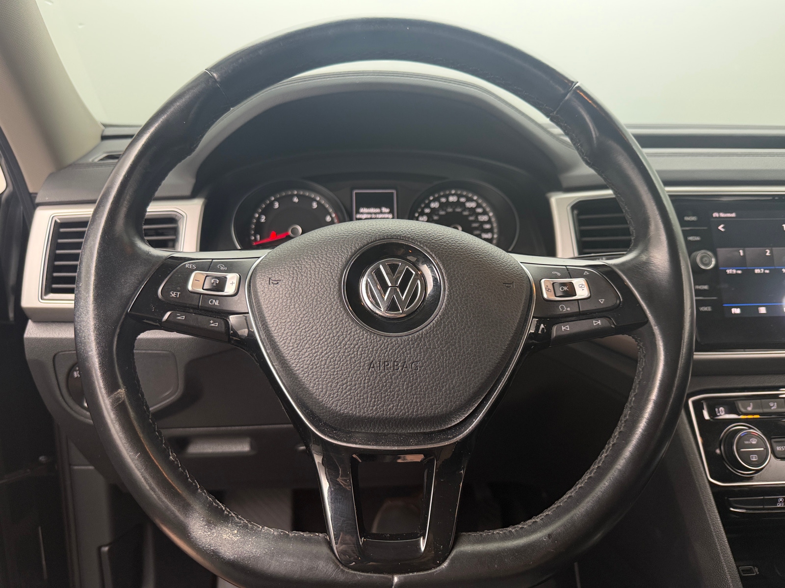 Thumbnail: 2018 Volkswagen Atlas - 4