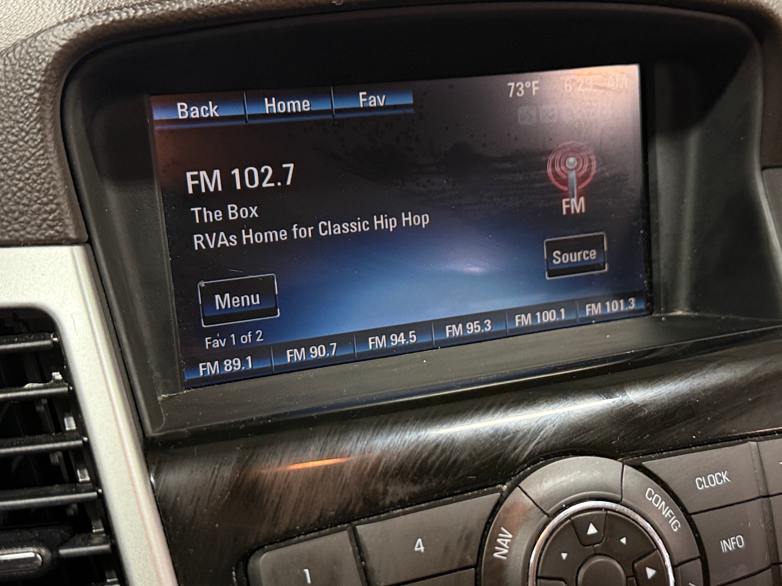 Thumbnail: 2016 Chevrolet Cruze - 3