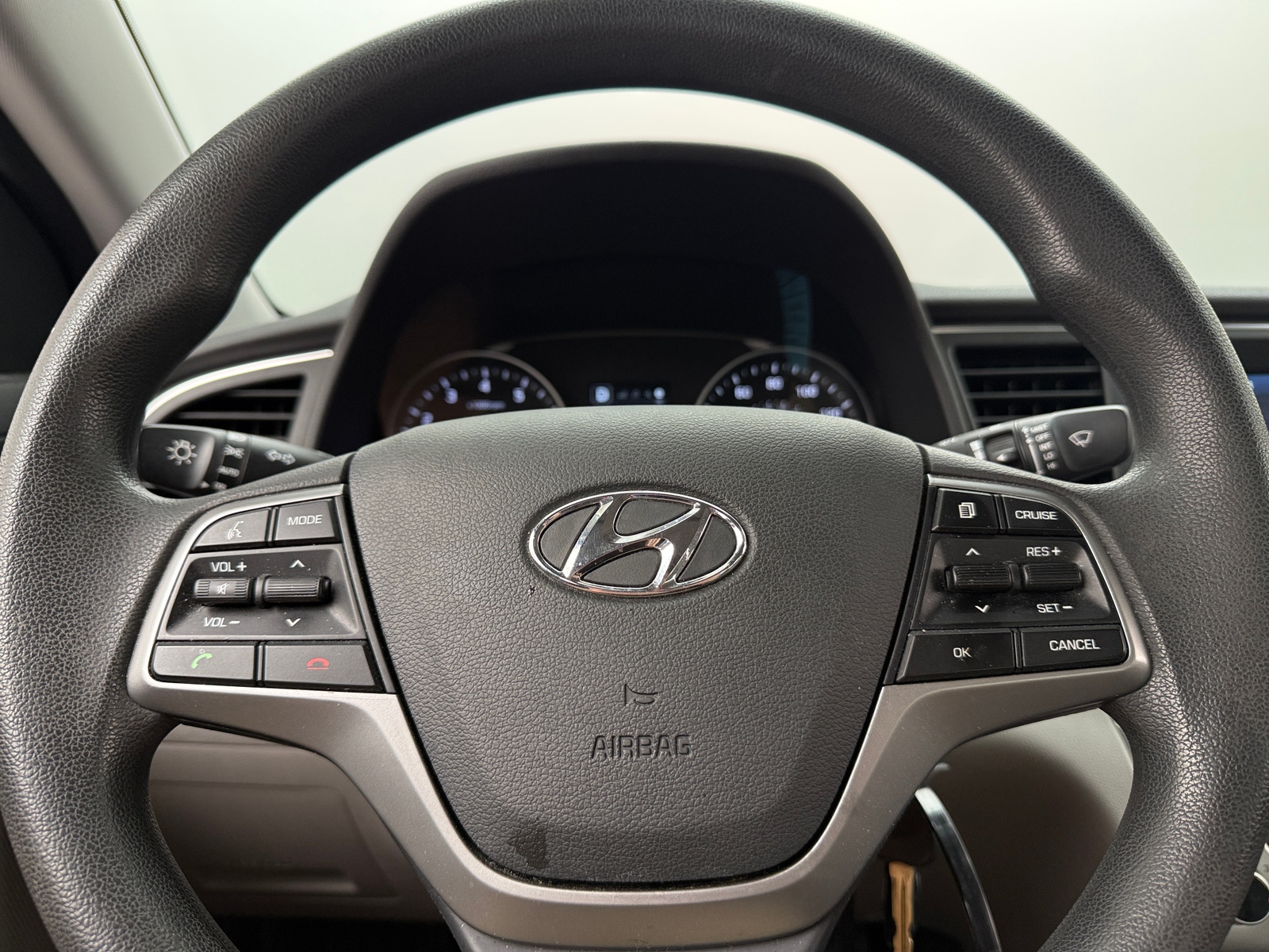 Thumbnail: 2018 Hyundai Elantra - 5