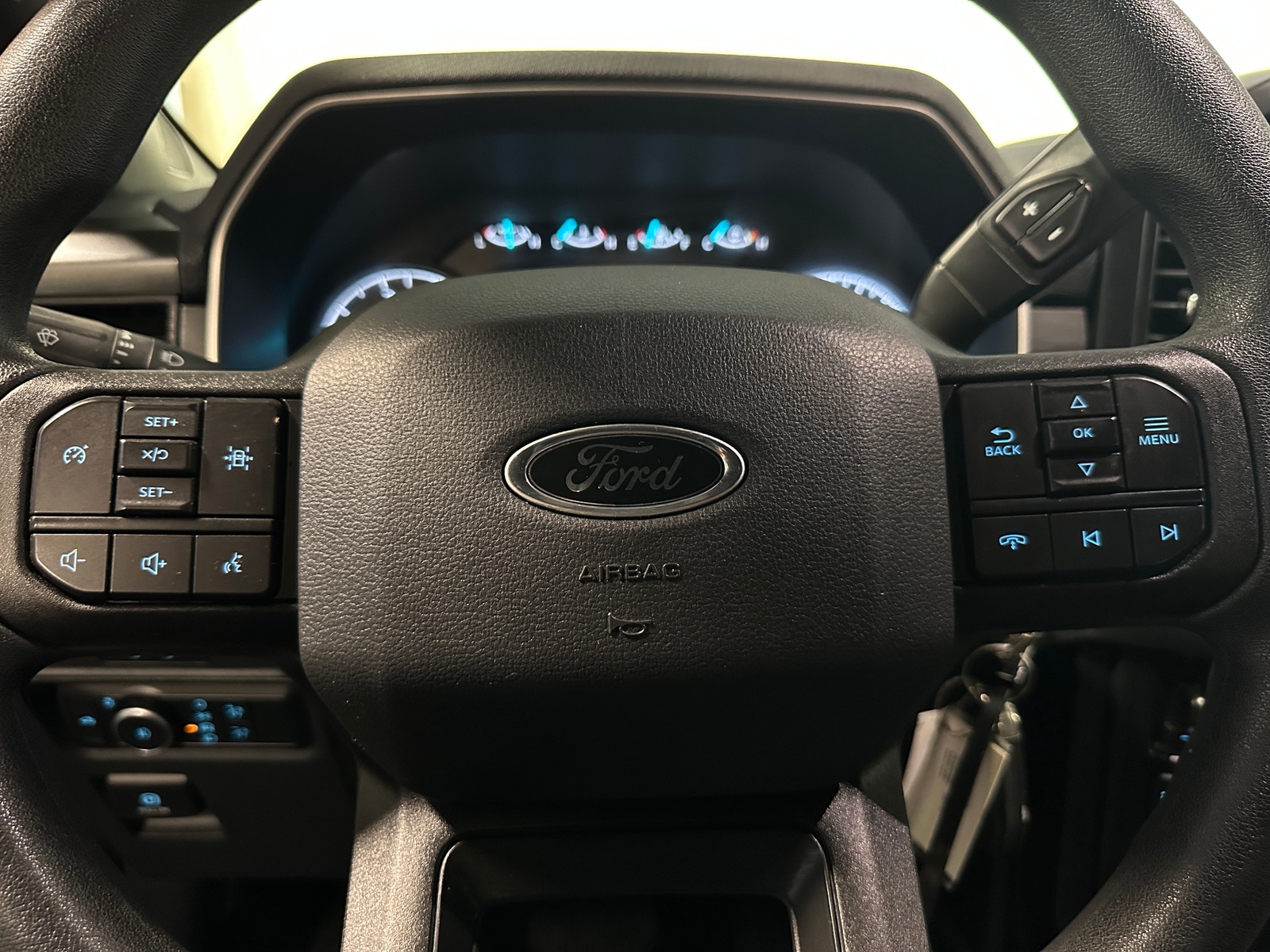 Thumbnail: 2022 Ford Econoline - 5