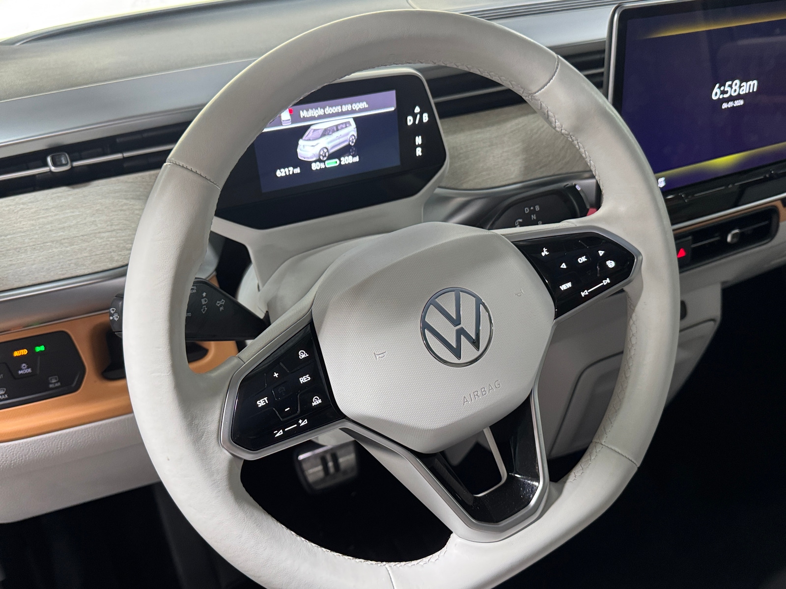 Thumbnail: 2025 Volkswagen ID.Buzz - 4