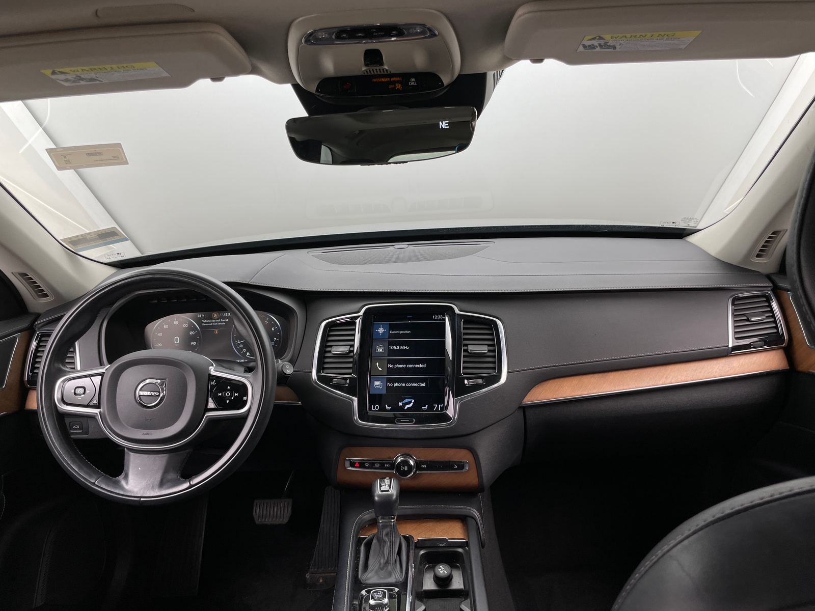 Thumbnail: 2018 Volvo XC90 - 2