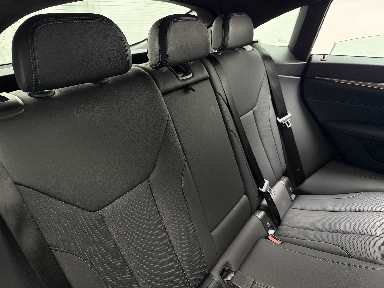 Thumbnail: 2022 BMW i4 - 5