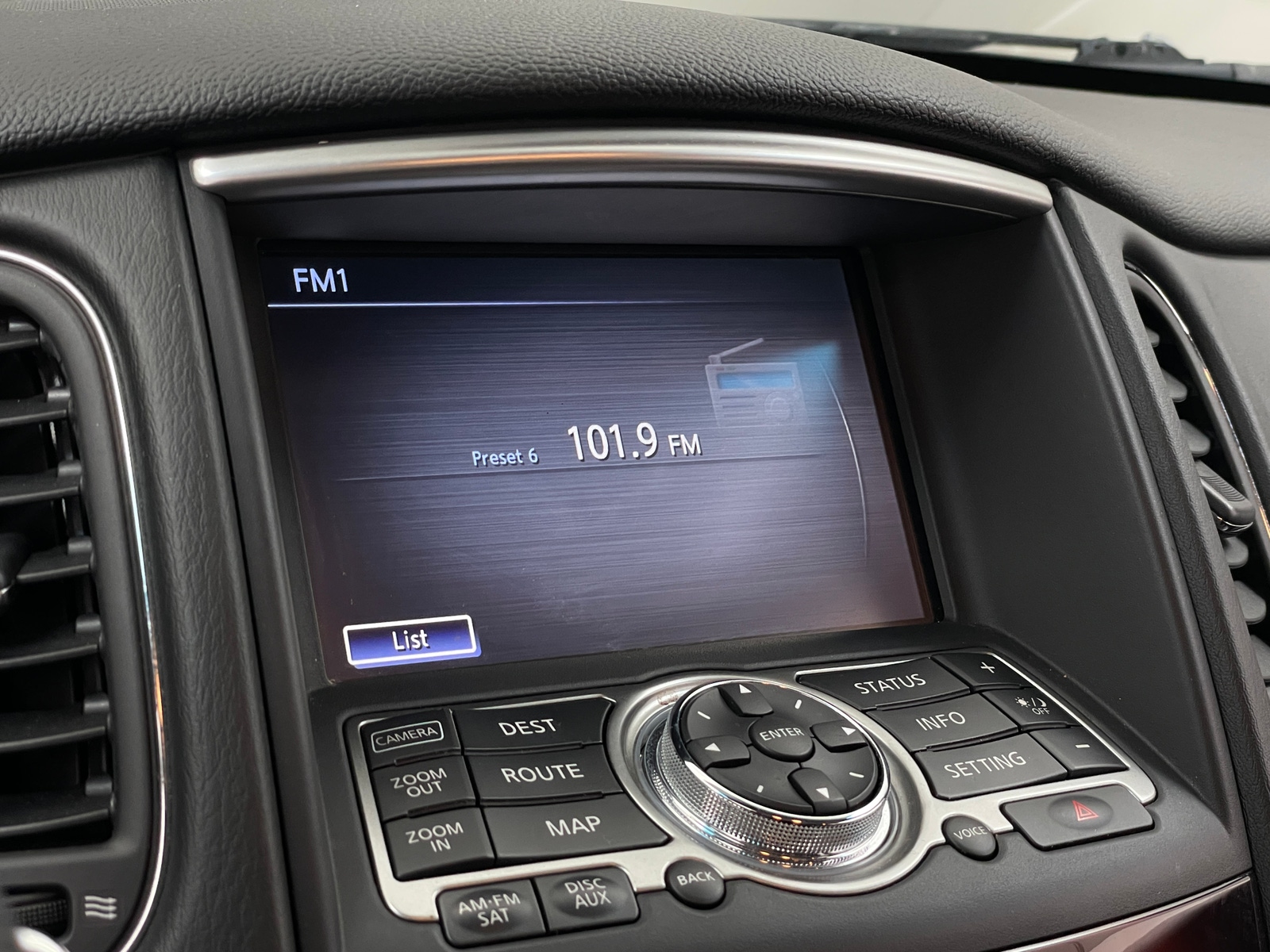 Thumbnail: 2015 INFINITI QX50 - 3