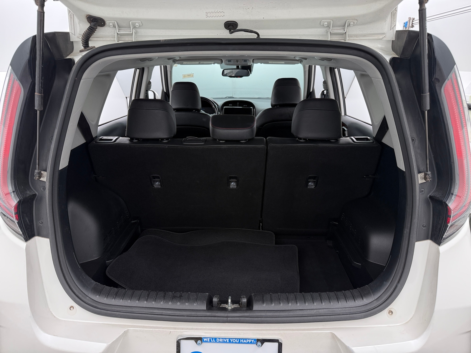 Thumbnail: 2023 Kia Soul - 7