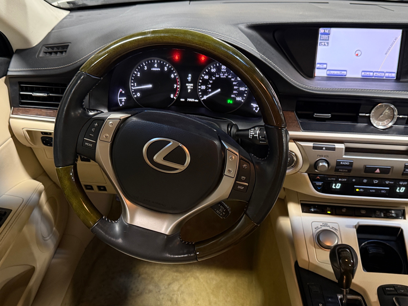 Thumbnail: 2013 Lexus ES - 4