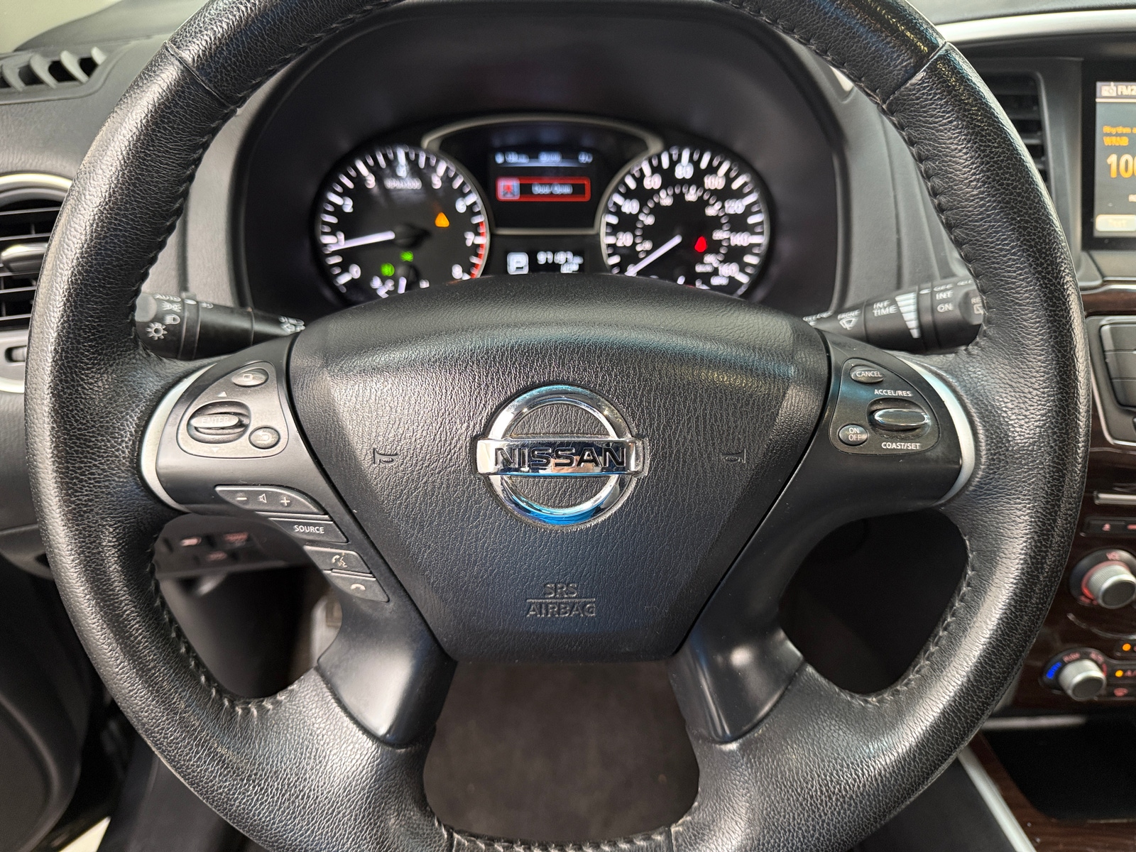 Thumbnail: 2014 Nissan Pathfinder - 4