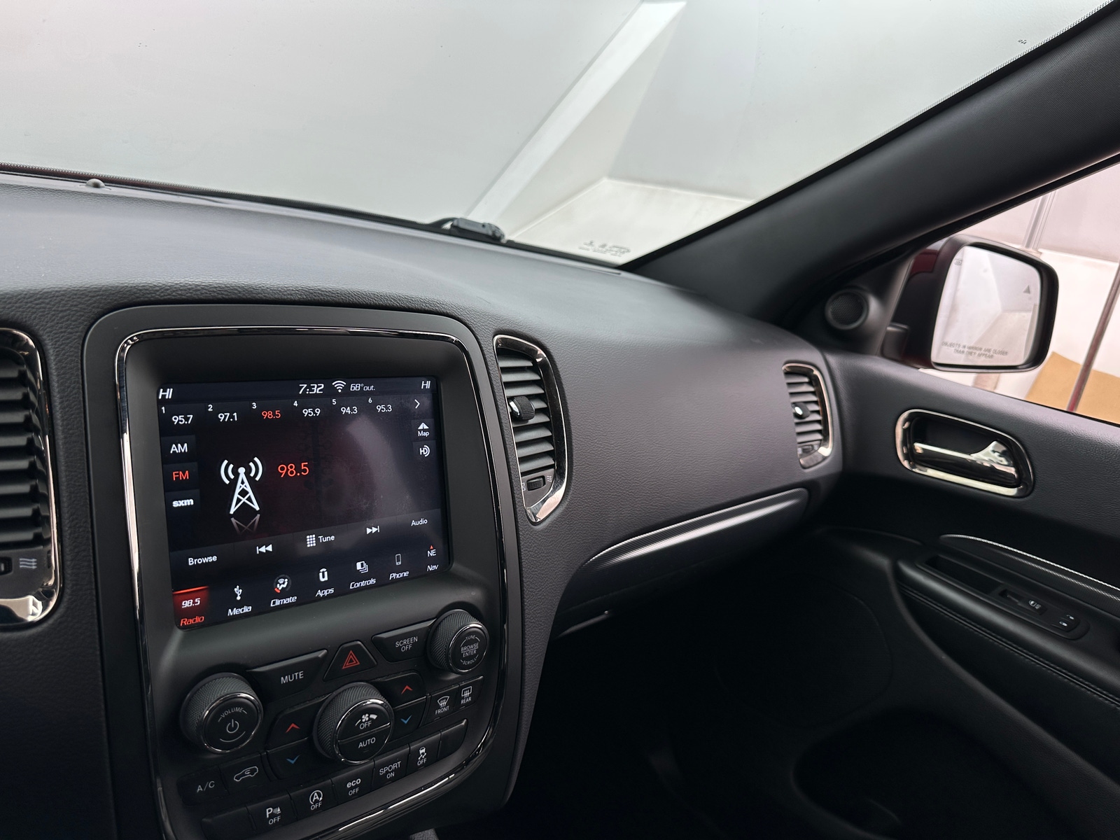 Thumbnail: 2019 Dodge Durango - 3