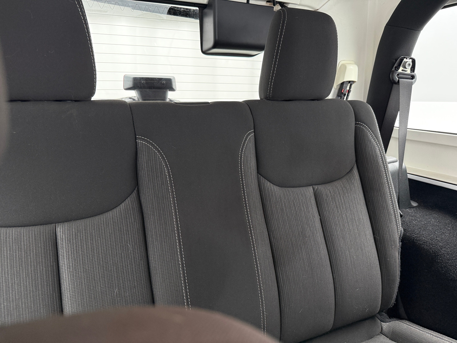 Thumbnail: 2017 Jeep Wrangler - 6