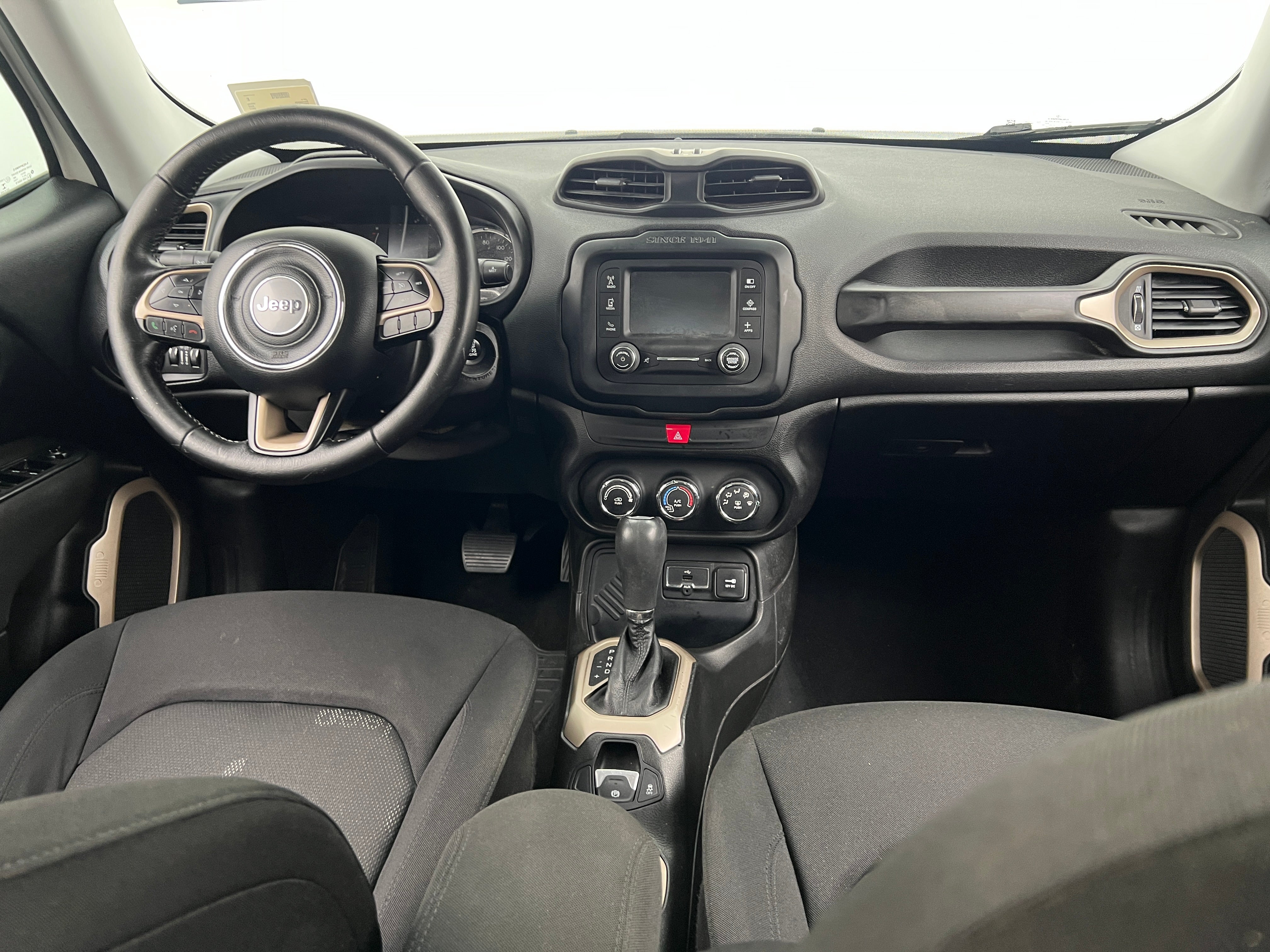 Thumbnail: 2017 Jeep Renegade - 3