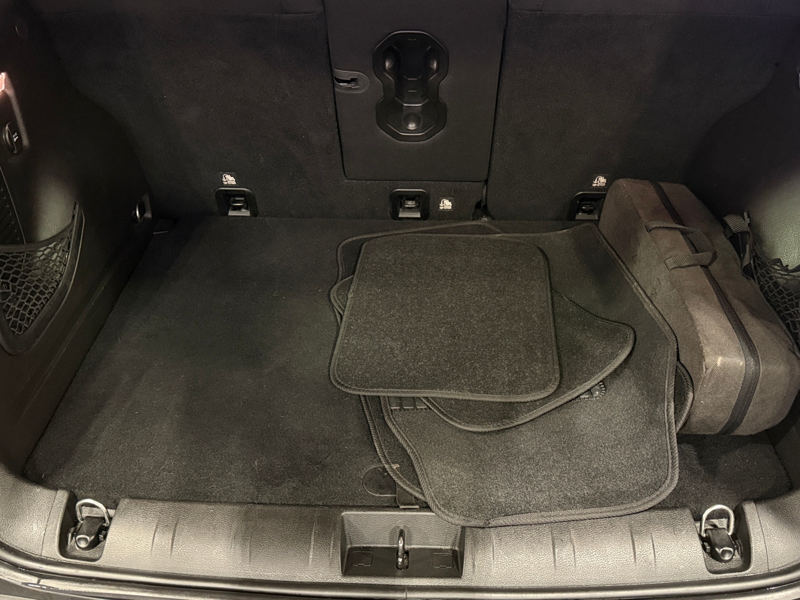 Thumbnail: 2017 Jeep Renegade - 7