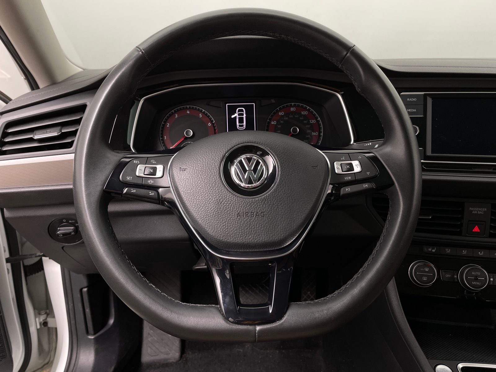 Thumbnail: 2020 Volkswagen Jetta - 4