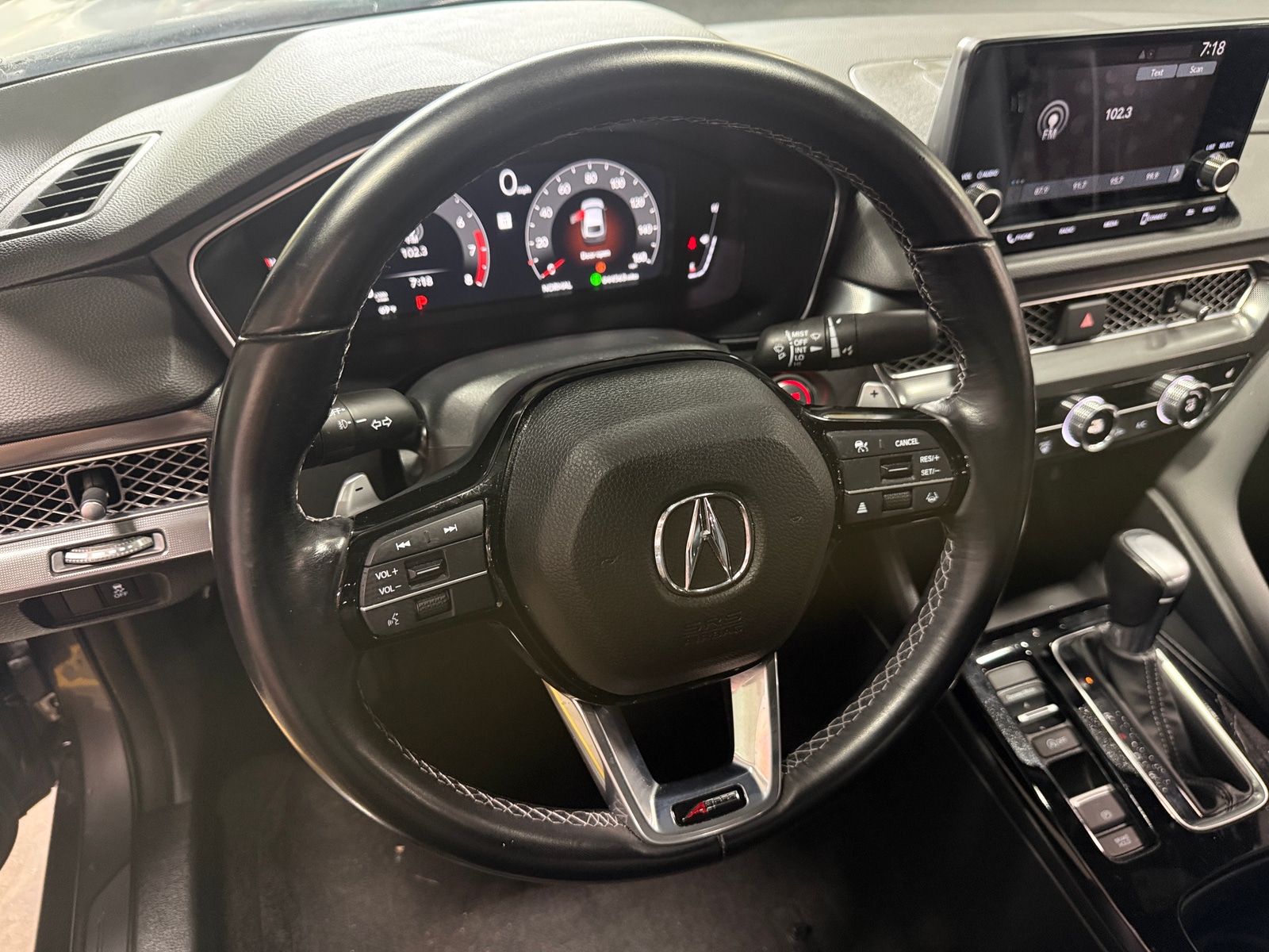 Thumbnail: 2023 Acura Integra - 4