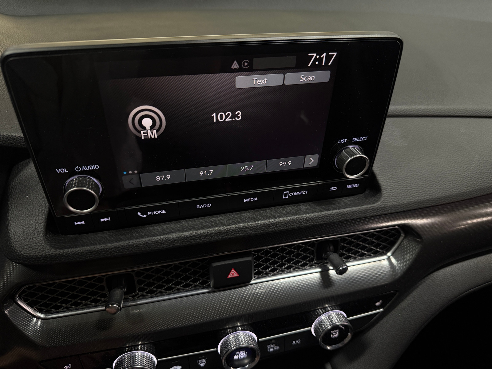 Thumbnail: 2023 Acura Integra - 3