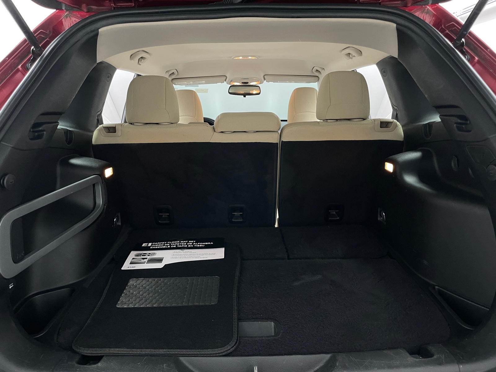 Thumbnail: 2016 Jeep Cherokee - 7