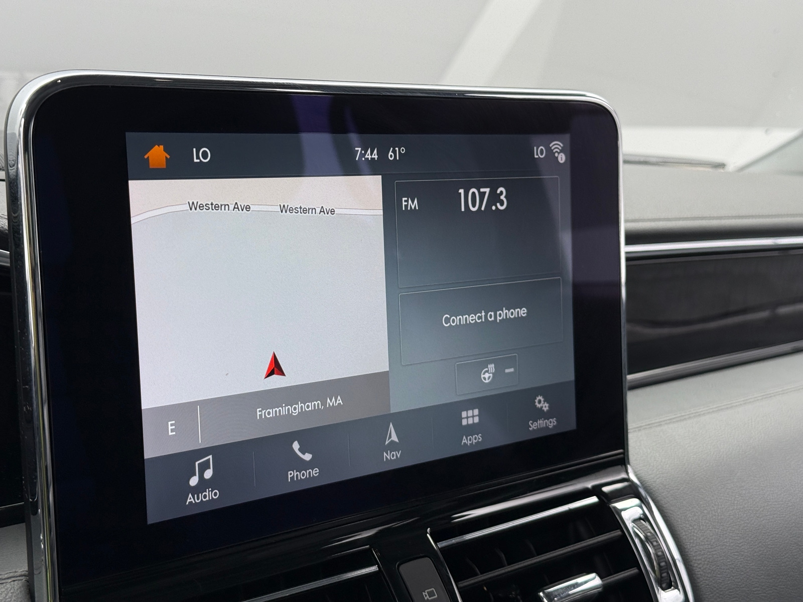 Thumbnail: 2018 Lincoln Navigator - 3