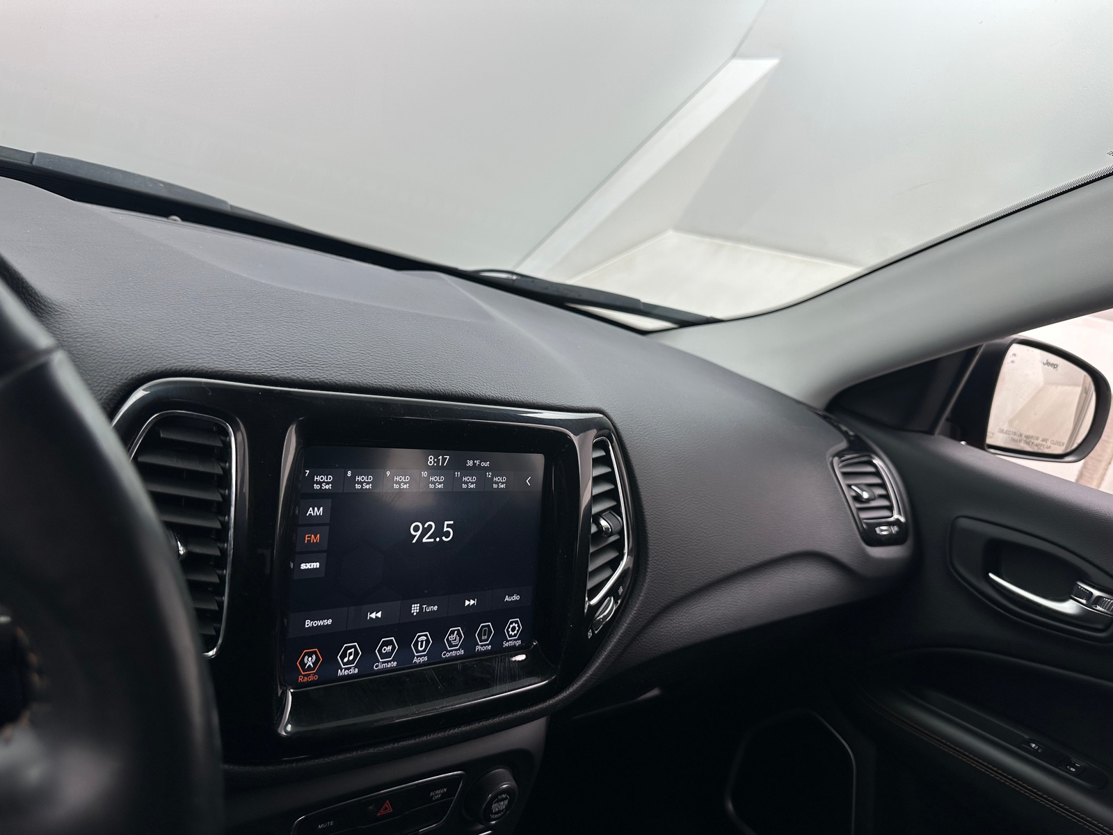 Thumbnail: 2020 Jeep Compass - 3