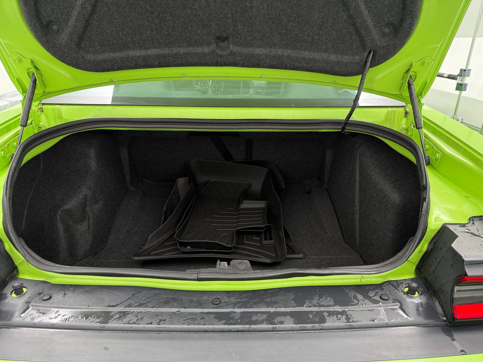 Thumbnail: 2015 Dodge Challenger - 4