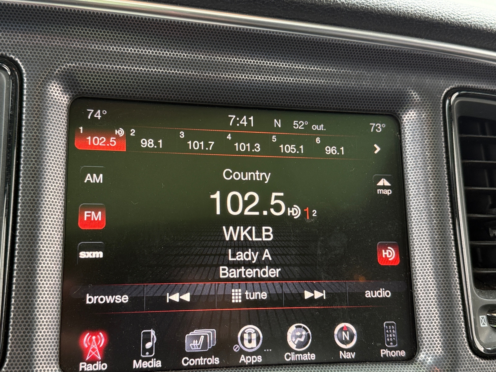 Thumbnail: 2015 Dodge Challenger - 2