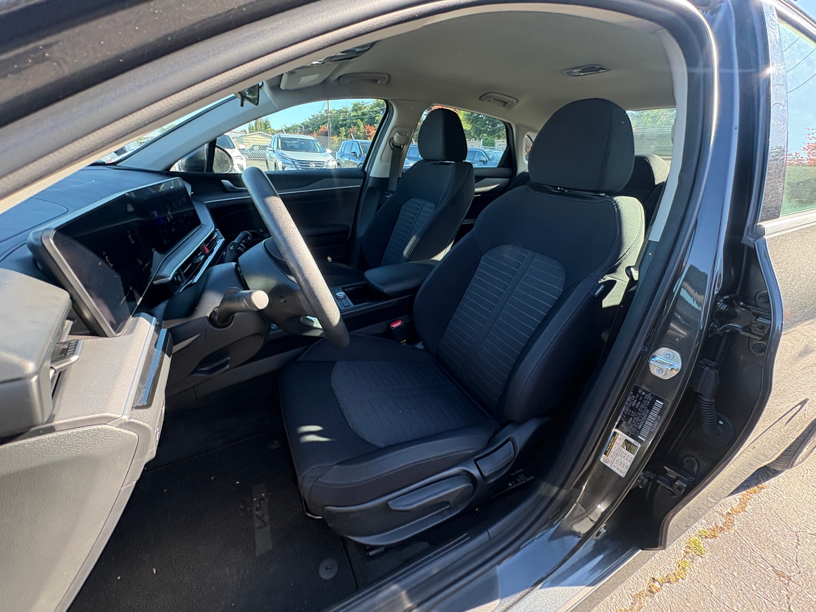 Thumbnail: 2025 Kia K5 - 2