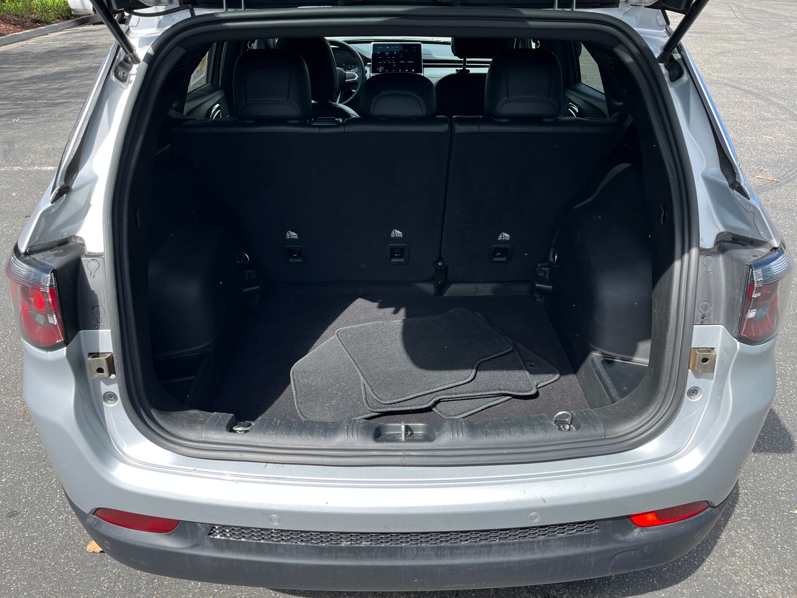 Thumbnail: 2025 Jeep Compass - 6