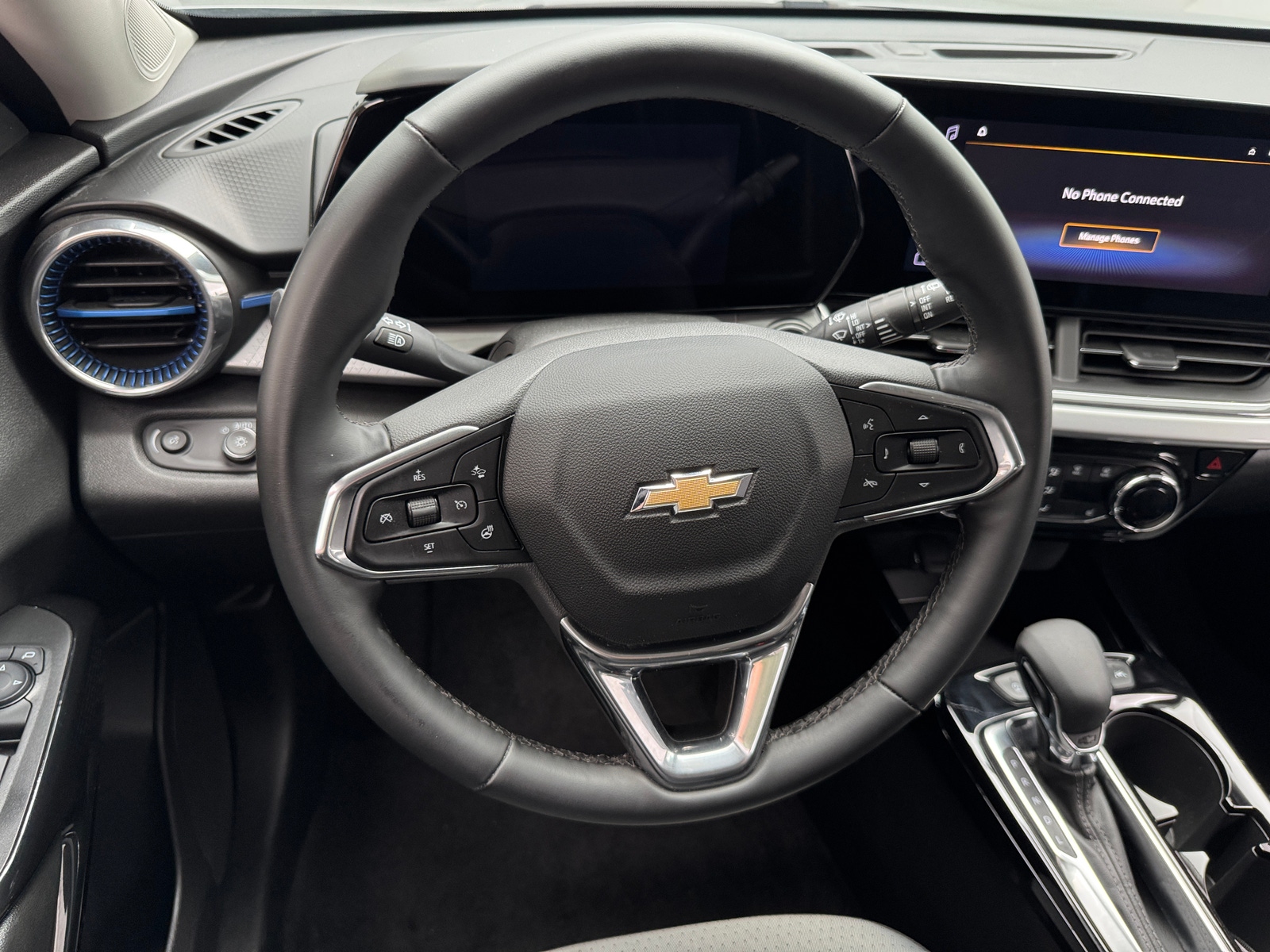 Thumbnail: 2025 Chevrolet Trax - 5
