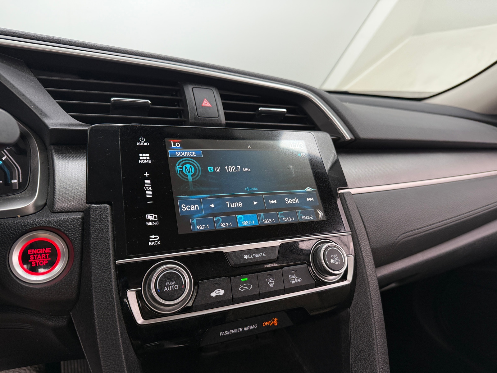 Thumbnail: 2017 Honda Civic - 4