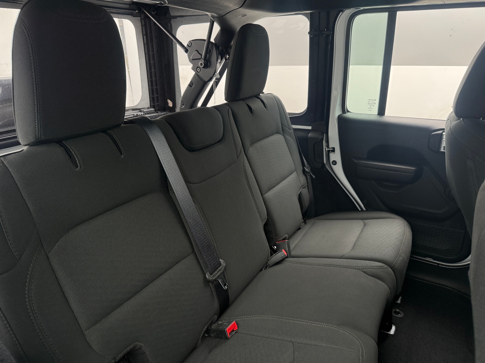 Thumbnail: 2022 Jeep Wrangler - 6