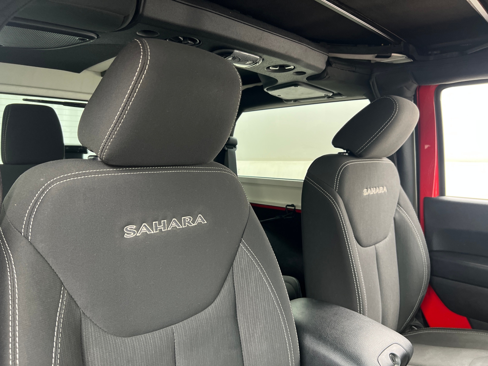 Thumbnail: 2017 Jeep Wrangler - 2