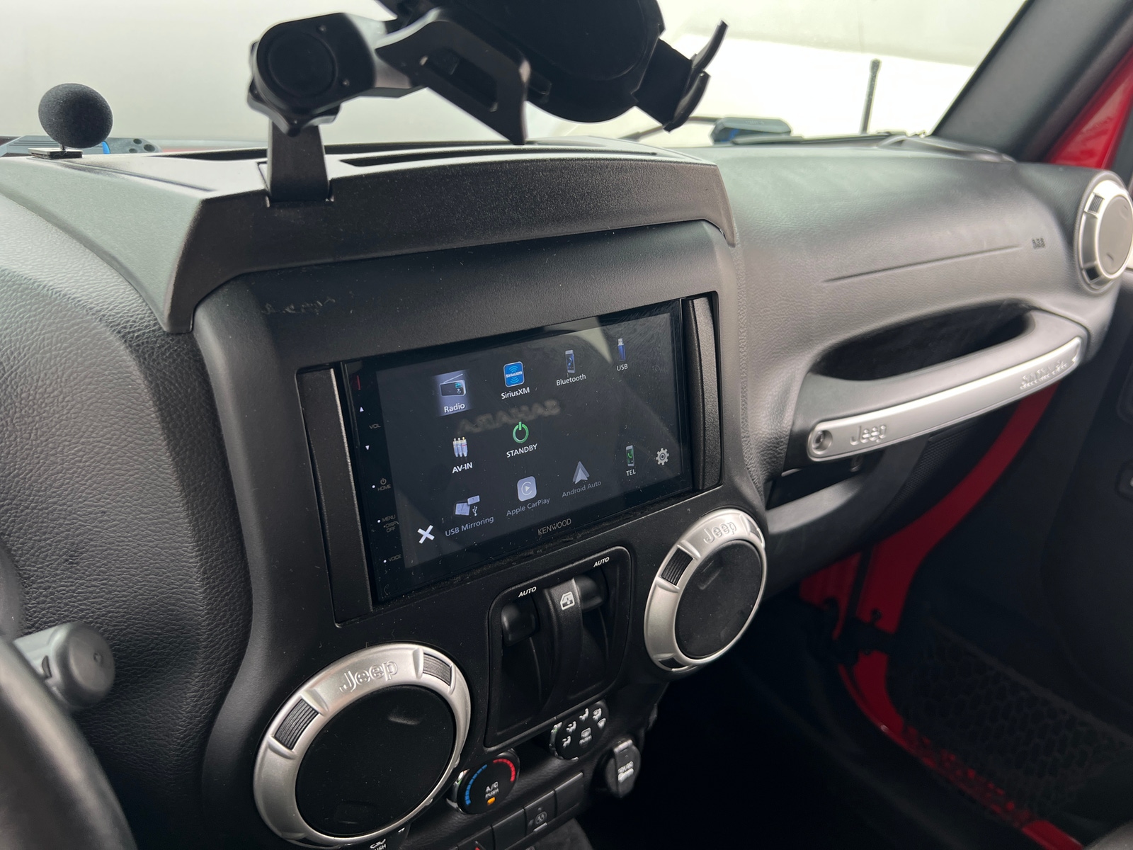 Thumbnail: 2017 Jeep Wrangler - 3