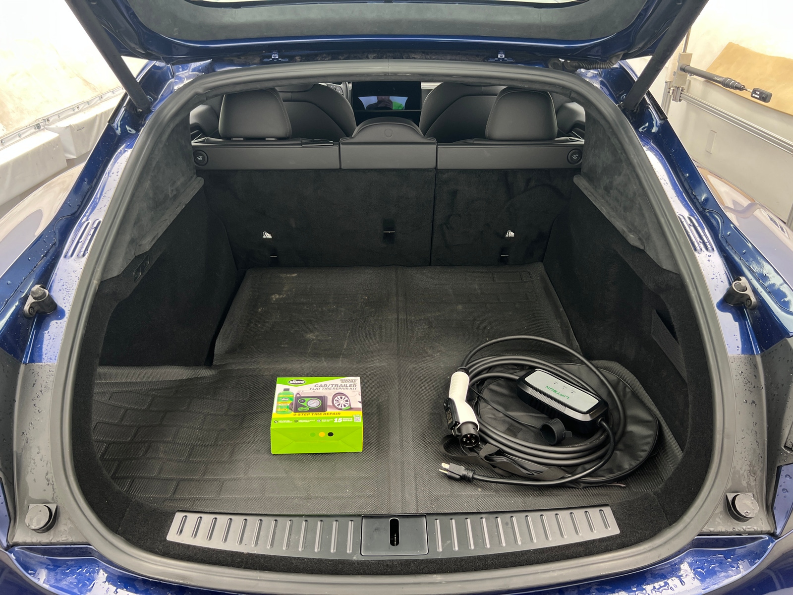 Thumbnail: 2023 Tesla Model S - 6