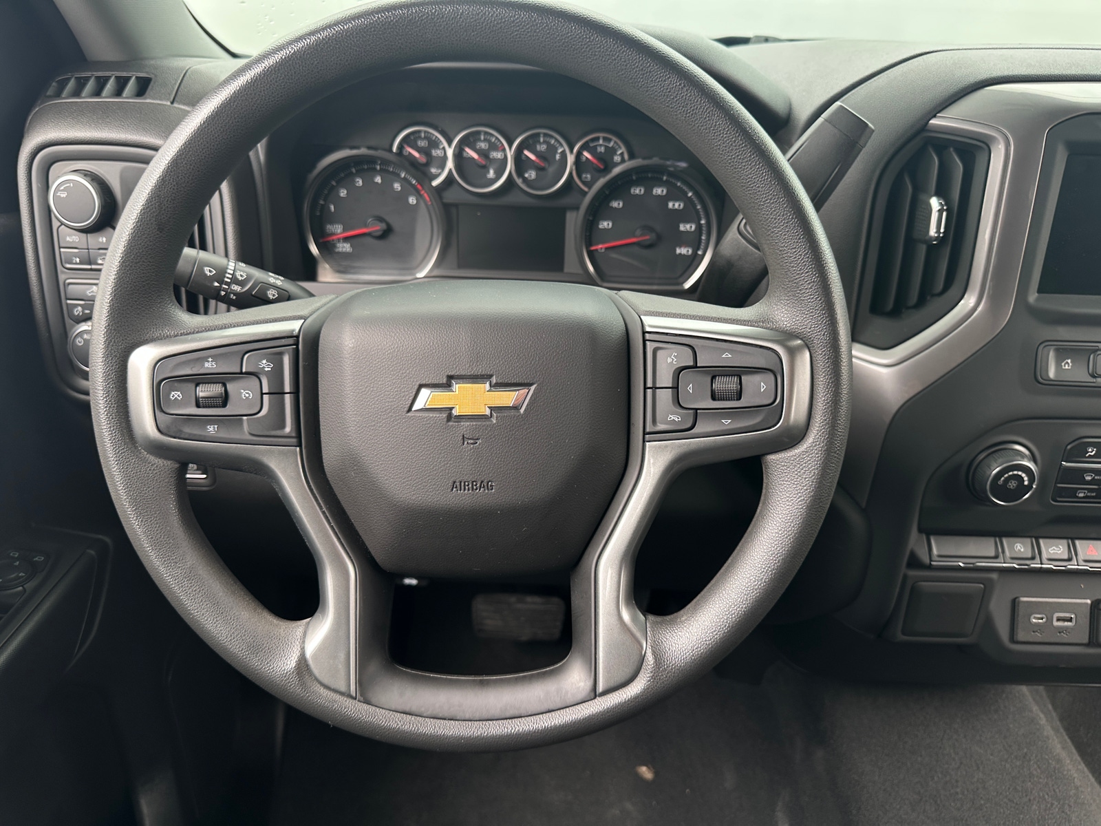 Thumbnail: 2021 Chevrolet Silverado 1500 - 5