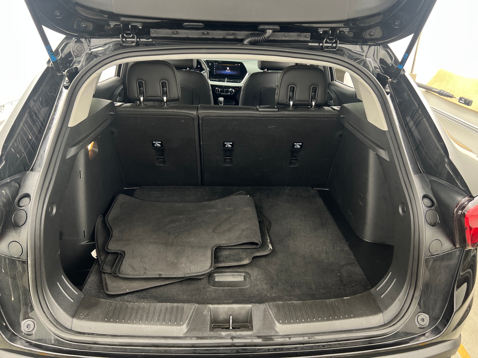 Thumbnail: 2025 Chevrolet Trax - 7