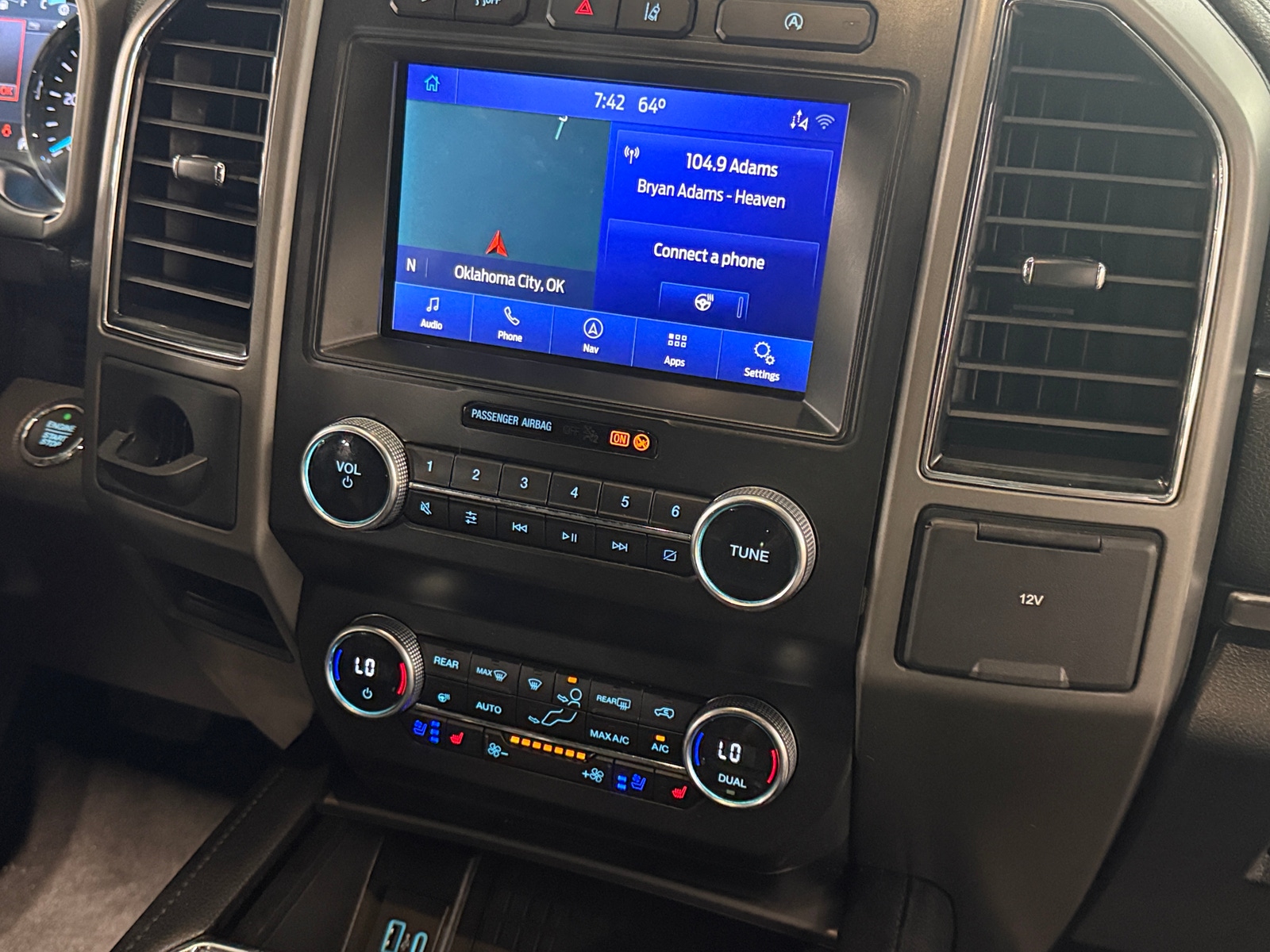 Thumbnail: 2021 Ford Expedition - 3